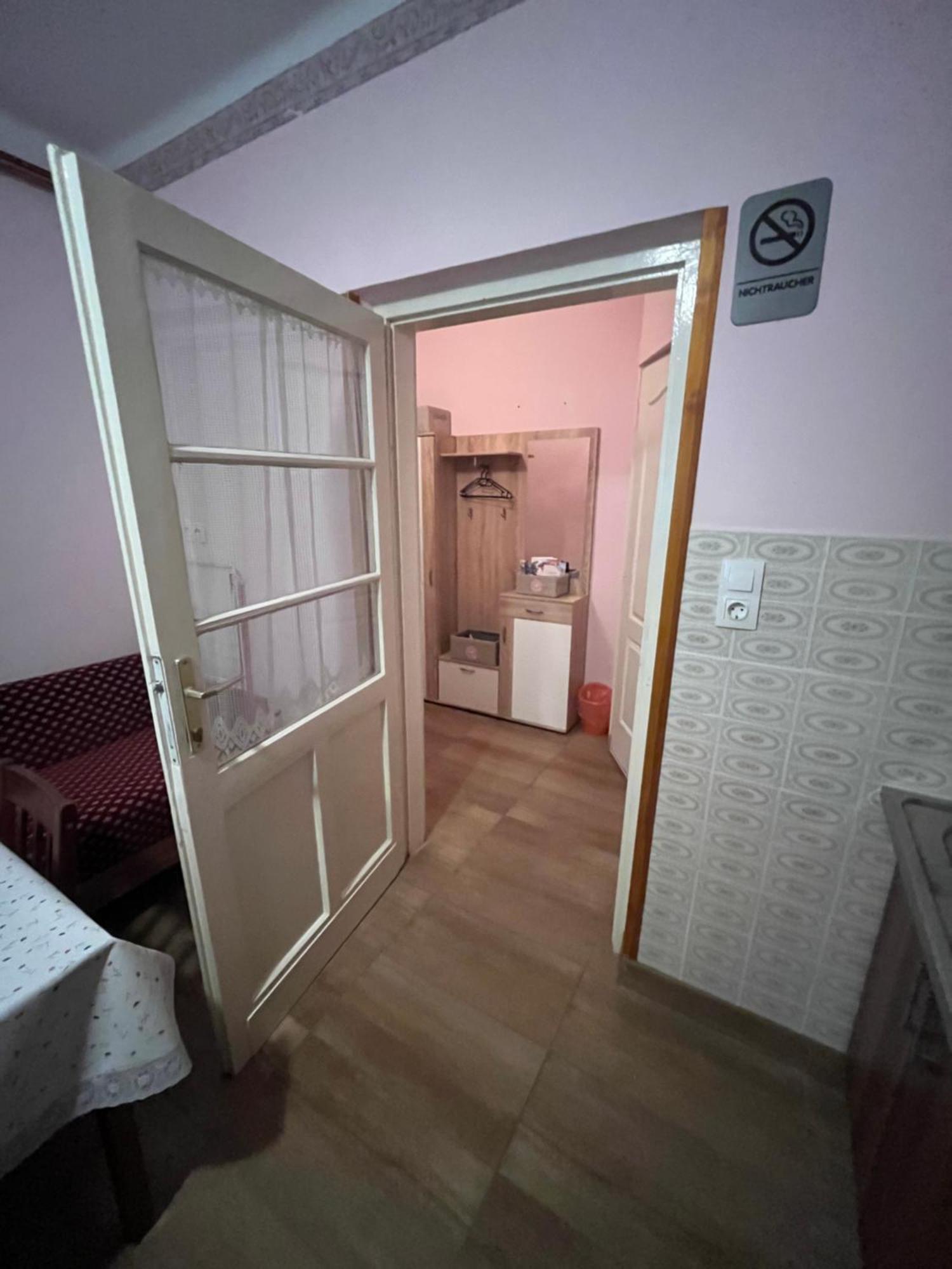 Abigel Apartman Morahalom Phòng bức ảnh